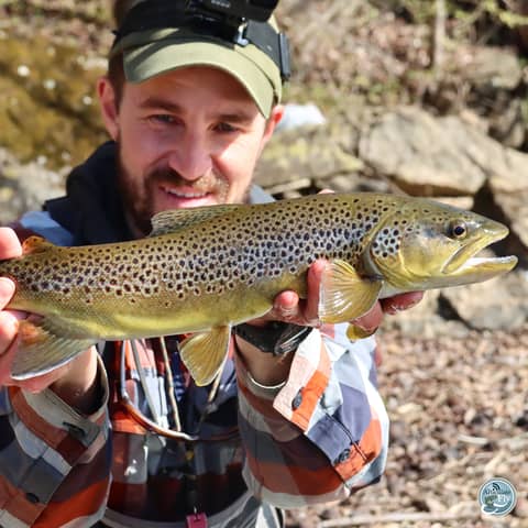 S8, Ep 12: Flows and Focus: Navigating Spring Fishing in East Tennessee with Ellis Ward