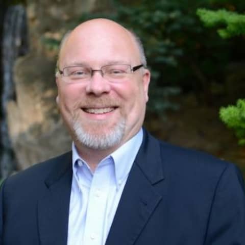 How to Cope With a Life That’s Not Fixed with the author of ‘Read This or Die’ Ray Edwards