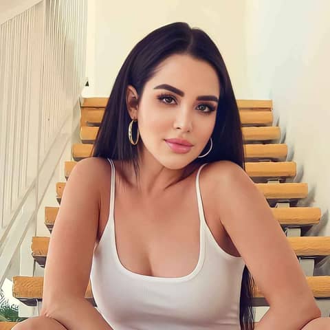 Discomatic Dreams: Vivian Nicole Tesler's Journey to Disco Revival