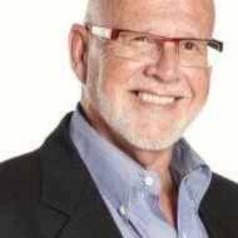 Season 4 - Episode 35 - Gordon Lownds