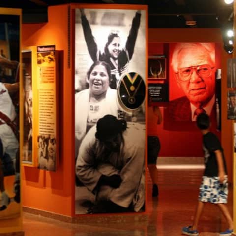 #594 El Museo Olímpico