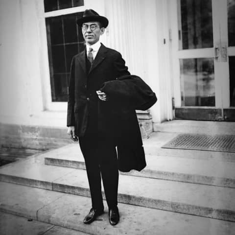 #417 La primera crisis entre la colonia y la metrópoli (1909)