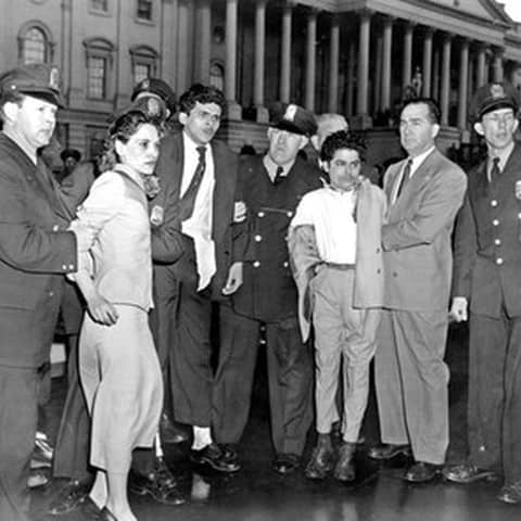 #167 La demostración armada en el Congreso en 1954