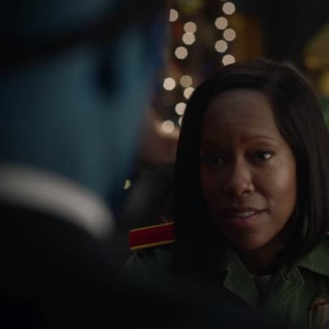 Watchmen 1X08 A God Walks Into A Bar