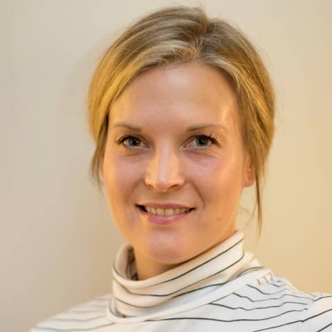 Gavin Newsom's handling of Covid is both an advantage and a liability in the Recall. Talking with Kaiser Health News journalist Angela Hart.