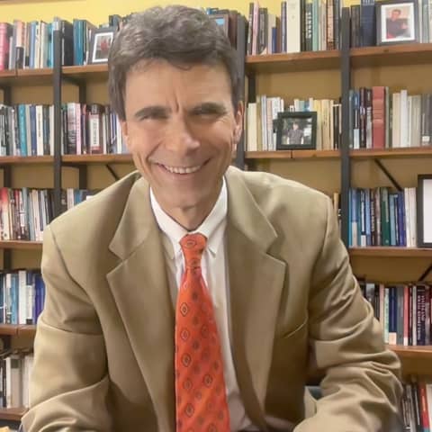 Comeback: Routing Trumpism, Reclaiming the Nation and Restoring Democracy's Edge Steven Fish with Laila Aghaie.it