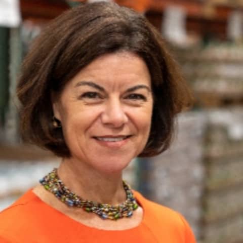 Reinventing food banks and new tools to end hunger, with Dr. Katie Martin