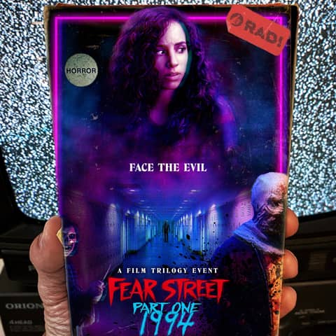 S1 E45: Fear Street Part 1: 1994