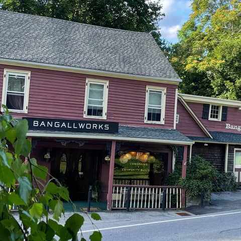 49. Coworking & Community