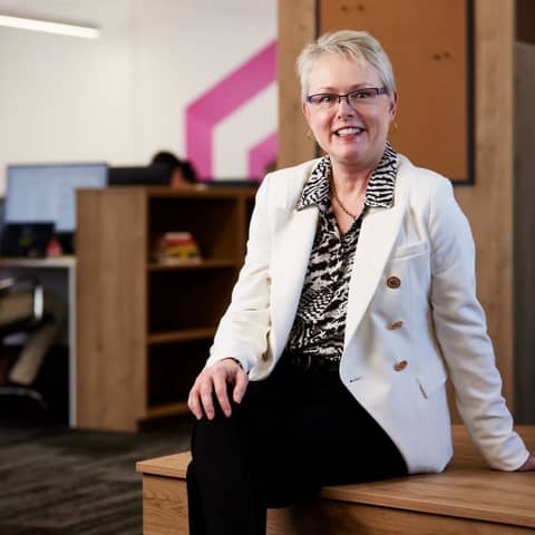 #13f ) What info do you provide voluntarily