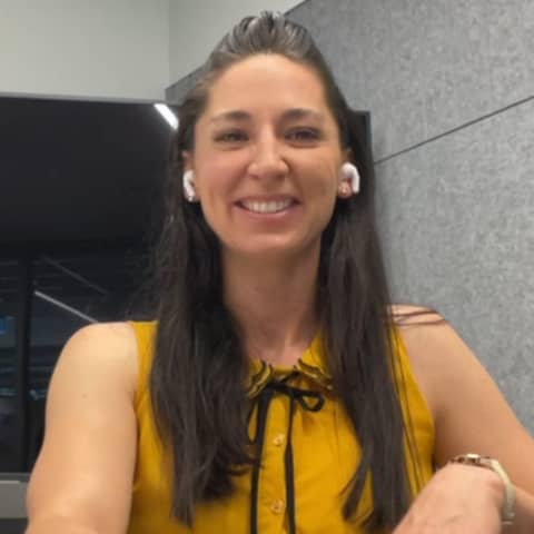 Crafting Dreams: Renee Wingfield's Artistic Entrepreneurial Triumph | Renee Wingfield | Ep 150