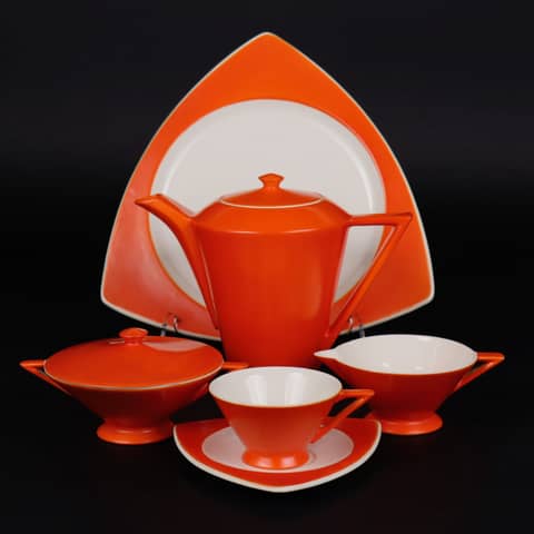 Setting the Table: Kingston's International Museum of Dinnerware Design
