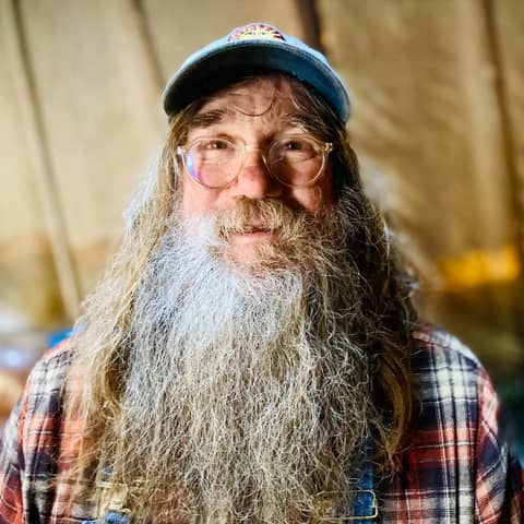 Hoppy Quick: Carving Bears and Living at a Higher Frequency