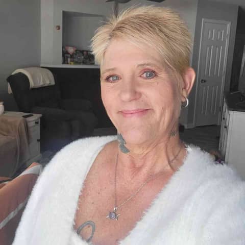 456 | Fighting Abuse & Domestic Violence! - Interview - Christine Malek