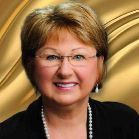 623 | Leadership Unveiled: Navigating the Path to Success - Interview - Jo-Ann Triner