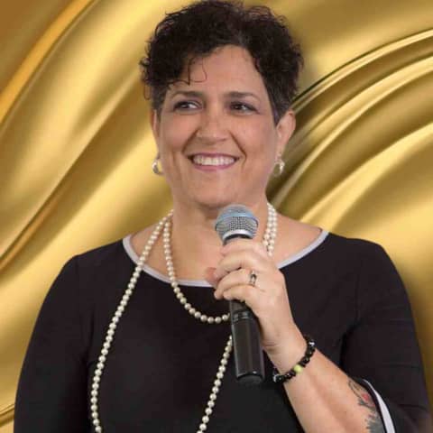 750 | Transformation Catalyst: Unleash Your Best with Lisa Demmi