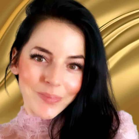 502 | Searching for Life’s Meaning? WATCH THIS! - Interview - Roxanne Chaput