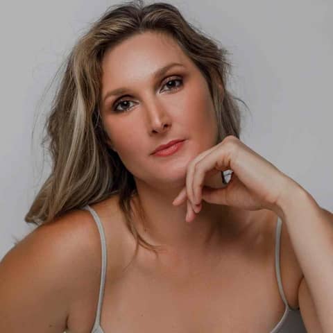 428 | Taking Courage! - Interview - Shana Francesca feat. Dana Parker