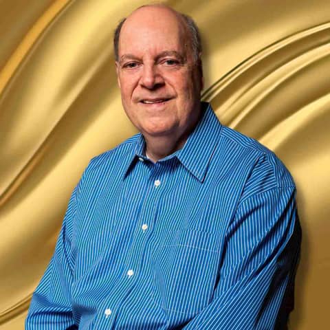 650 | Sci-Fi Realms with an Author’s Imagination Interview - Steve Bates (with CoHost Cayetana)