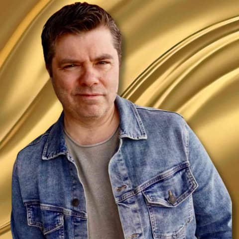 619 | Rising Melodies: The Journey of an Emerging Musician - Interview - Tom Tikka