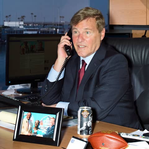Episode 7: Leigh Steinberg.  Sports agent and agent of doing good.