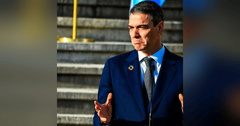 Federico a las 7: "Un atraco, una mentira y una tomadura de pelo" Federico a las 7: "Un atraco, una mentira y una tomadura de pelo"