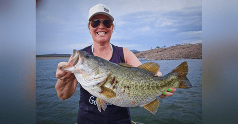 EP. 255 Half Past First Cast Fishing, Travel, Adventures, and More With Hanna Robbins EP. 255 Half Past First Cast Fishing, Travel, Adventures, and More With Hanna Robbins