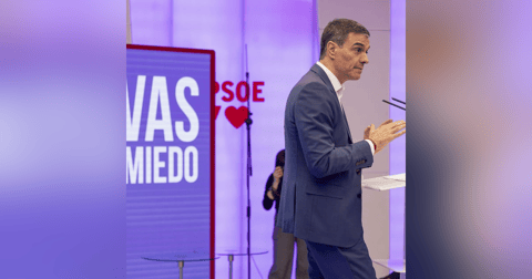 La República de los Tonnntos: Las mentiras del Gobierno con el control de fronteras ahora cedido a Cataluña La República de los Tonnntos: Las mentiras del Gobierno con el control de fronteras ahora cedido a Cataluña