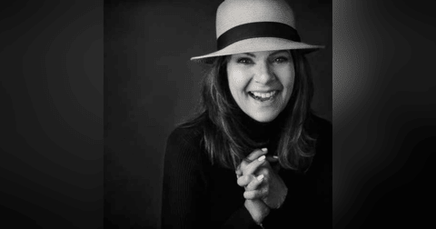 Season 3 - Episode 44 - Eva Almos Season 3 - Episode 44 - Eva Almos