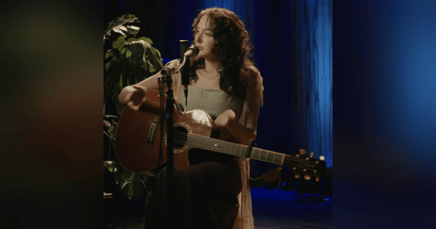 TCC 27. Clementine, You wouldn't believe, Icarus - Alivia Hunter TCC 27. Clementine, You wouldn't believe, Icarus - Alivia Hunter