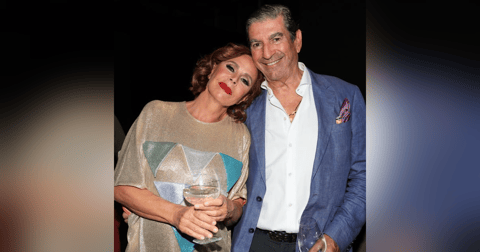 Crónica Rosa: Ágatha Ruiz de la Prada y Díaz Patón, ruptura y exclusiva a la vez Crónica Rosa: Ágatha Ruiz de la Prada y Díaz Patón, ruptura y exclusiva a la vez