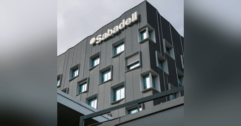 Prensa económica: Sabadell regresará a Cataluña siete años después del golpe separatista y en medio de la OPA del BBVA Prensa económica: Sabadell regresará a Cataluña siete años después del golpe separatista y en medio de la OPA del BBVA