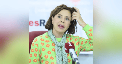 Crónica Rosa: Ágatha Ruiz de la Prada emite comunicado y su novio lo estropea Crónica Rosa: Ágatha Ruiz de la Prada emite comunicado y su novio lo estropea