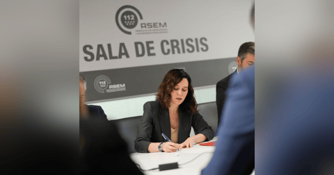 Federico entrevista a Isabel Díaz Ayuso: "Se nos funden los plomos y no se sabe por qué" Federico entrevista a Isabel Díaz Ayuso: "Se nos funden los plomos y no se sabe por qué"