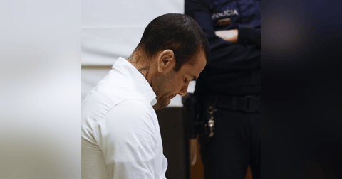 Crónica Rosa: Joana Sanz y Dani Alves, anuncio de embarazo y visita a un bufete de abogados Crónica Rosa: Joana Sanz y Dani Alves, anuncio de embarazo y visita a un bufete de abogados