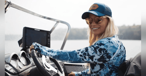 EP. 332 The Impact of LiveScope on Fish Behavior: A Deep Dive with Nicole Stone via The Fish Nerds EP. 332 The Impact of LiveScope on Fish Behavior: A Deep Dive with Nicole Stone via The Fish Nerds