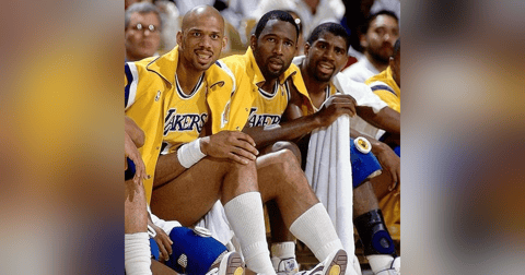 EP.90 3 Superstar NBA Era, Fans Gone Wild, & Normal Ramblings EP.90 3 Superstar NBA Era, Fans Gone Wild, & Normal Ramblings