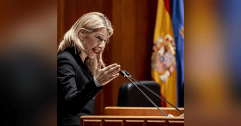 Prensa económica: Hacienda podría quedarse con más del 40% de la subida del SMI de Yolanda Díaz Prensa económica: Hacienda podría quedarse con más del 40% de la subida del SMI de Yolanda Díaz