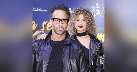 Crónica Rosa: Escassi desmiente su bronca con Sheila Casas Crónica Rosa: Escassi desmiente su bronca con Sheila Casas