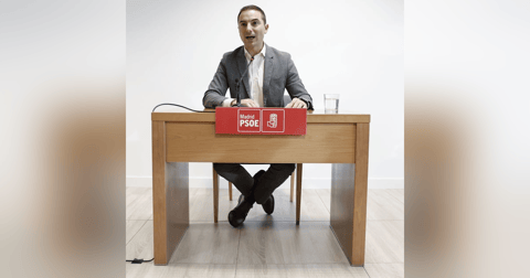 Resumen de prensa: Lobato planta cara a Sánchez y denuncia un linchamiento Resumen de prensa: Lobato planta cara a Sánchez y denuncia un linchamiento