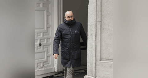 Las Noticias de La Mañana: El jefe de Gabinete de Montero reconoce que medió con Hacienda en favor de Aldama Las Noticias de La Mañana: El jefe de Gabinete de Montero reconoce que medió con Hacienda en favor de Aldama