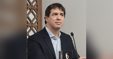 Las Noticias de La Mañana: La juez considera que el puesto se creó expresamente para el hermano de Sánchez Las Noticias de La Mañana: La juez considera que el puesto se creó expresamente para el hermano de Sánchez