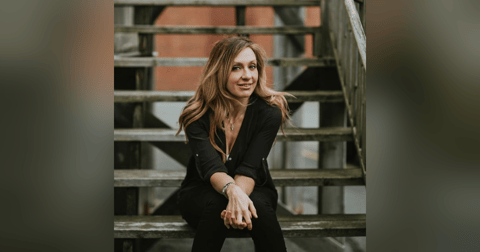 Episode 66 - Introducing a Co-host! (Tara Bradbury, reporter, The Wounded Brain) Episode 66 - Introducing a Co-host! (Tara Bradbury, reporter, The Wounded Brain)