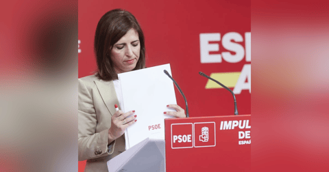 La República de los Tonnntos: La portavoz del PSOE, "muda" desde hace 50 días La República de los Tonnntos: La portavoz del PSOE, "muda" desde hace 50 días
