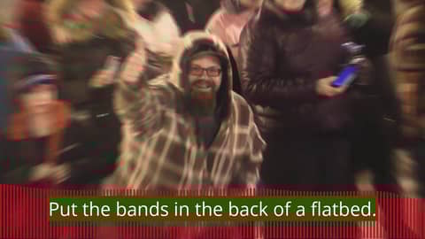 Should Dave attend the St. Marys Santa Claus Parade?