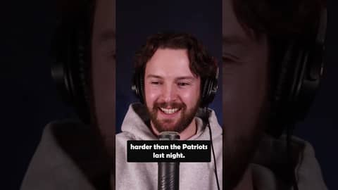 Was I Wrong For Assuming My Girlfriend Hates Valentine's Day Gifts?