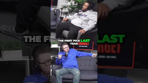 Stick with Fields’ potential or aim for a rookie QB? 🤔🏈 #justinfields #chicagobears #nfl