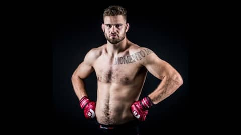 Tall Steve Fights People with Bellator MMA Fighter Steve Mowry