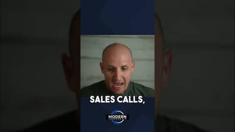 Real confidence vs fake confidence #authenticity #businessmindset #shorts