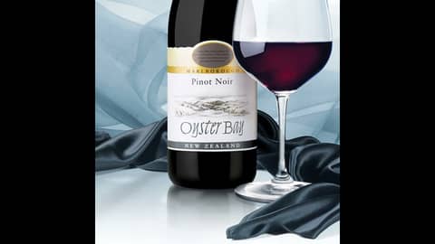 Episode 29-New Zealand Pinot Noir, Global Wine Trends, Wine Scores